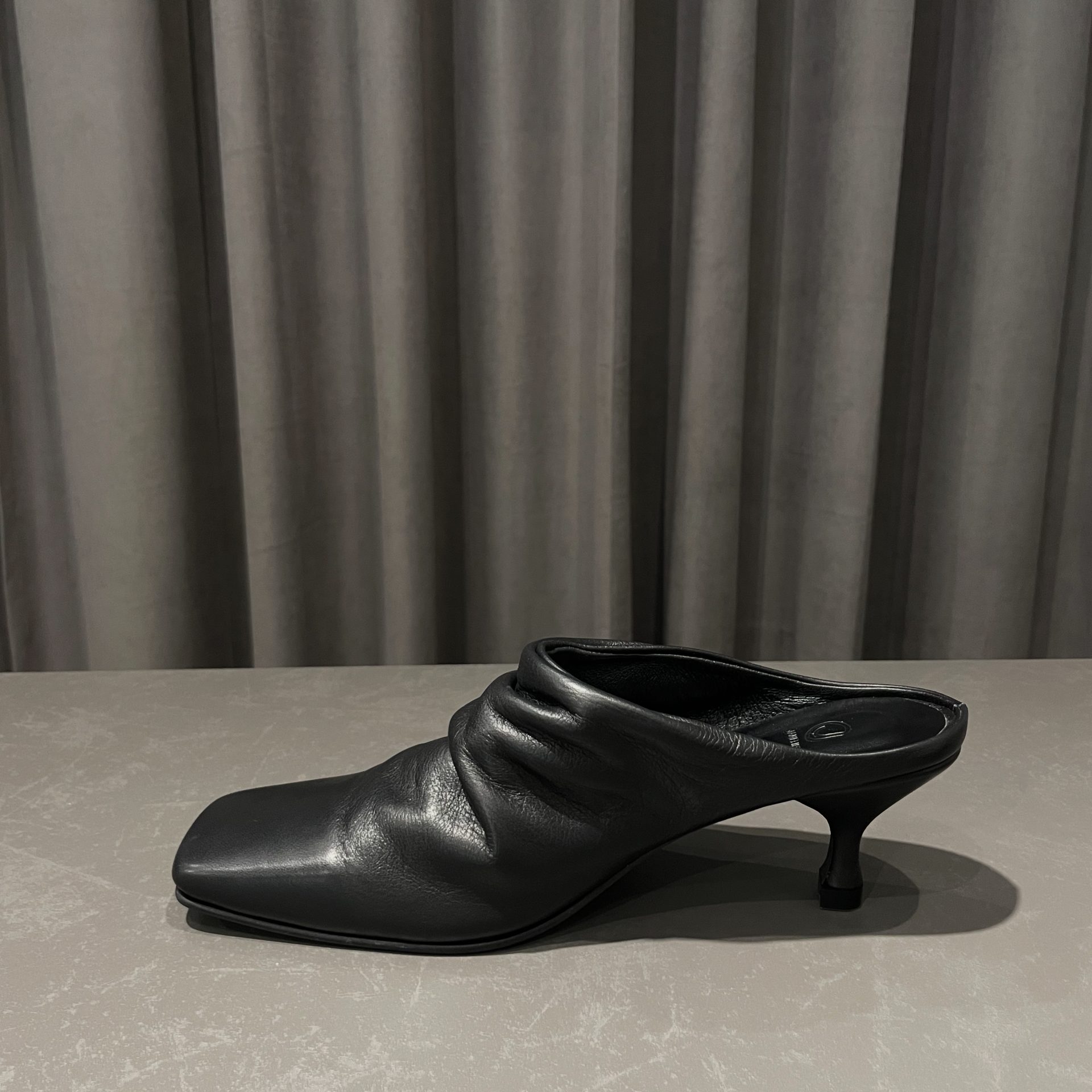 6594AF21-69C9-415C-B1C9-17239A51987A